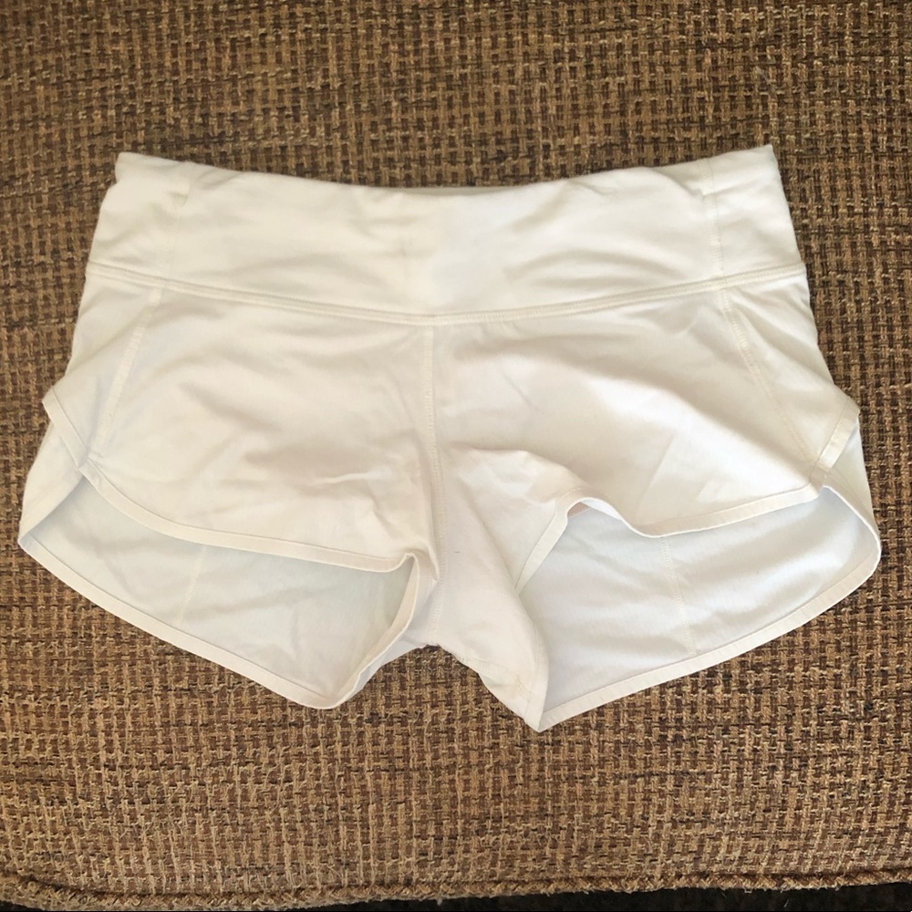 Lululemon Speed Up Shorts 2.5”